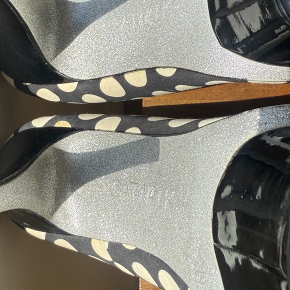 CATWALK Polka dot heels never worn outdoors - Picture 7 of 8